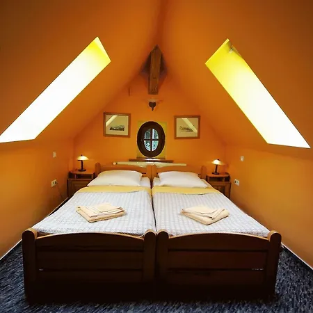 Bed & Breakfast Olimp Retro *