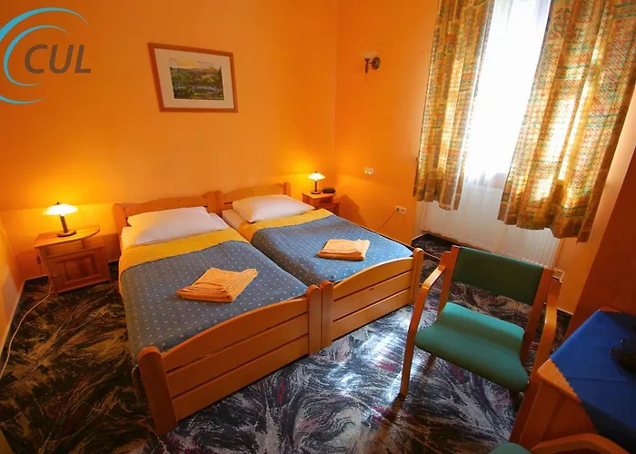 Bed & Breakfast Olimp Retro 3*